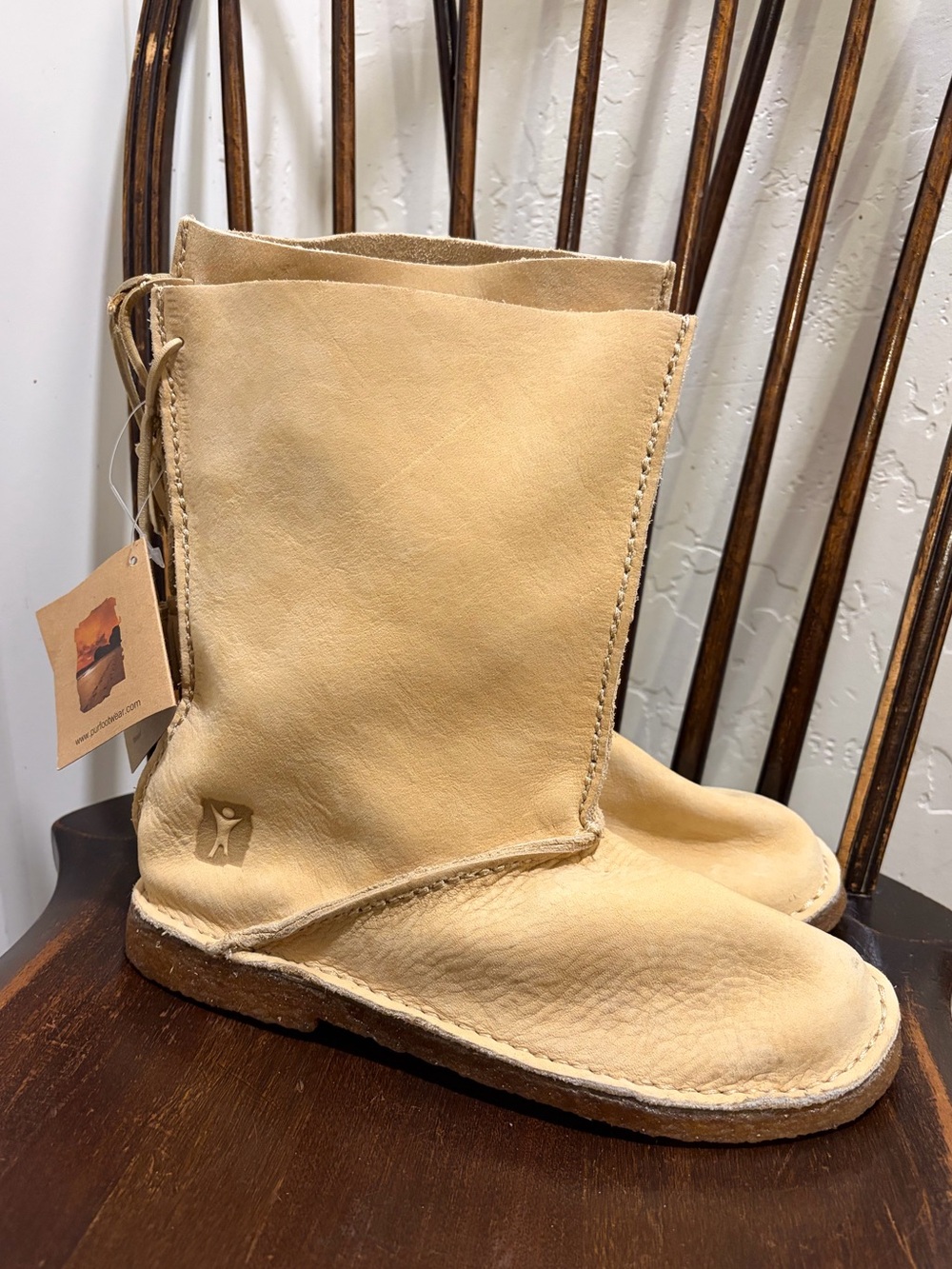 Baffin Pur Leather Moccasin Indie Slip-on Crepe Boots